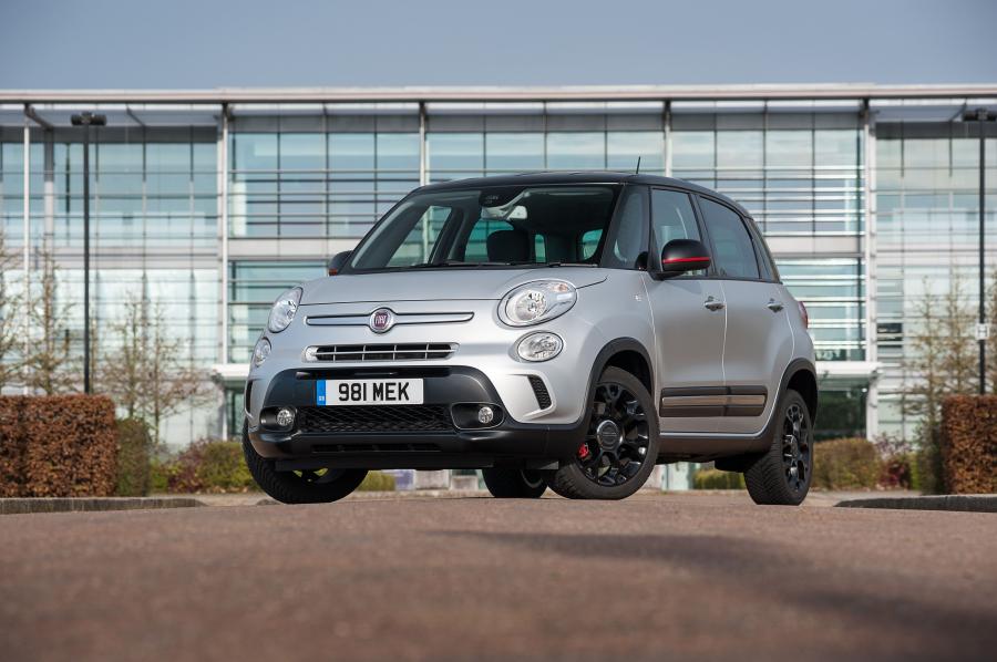  Fiat 500L Beats Edition 2014 года  (UK) (фото 22 из 27)